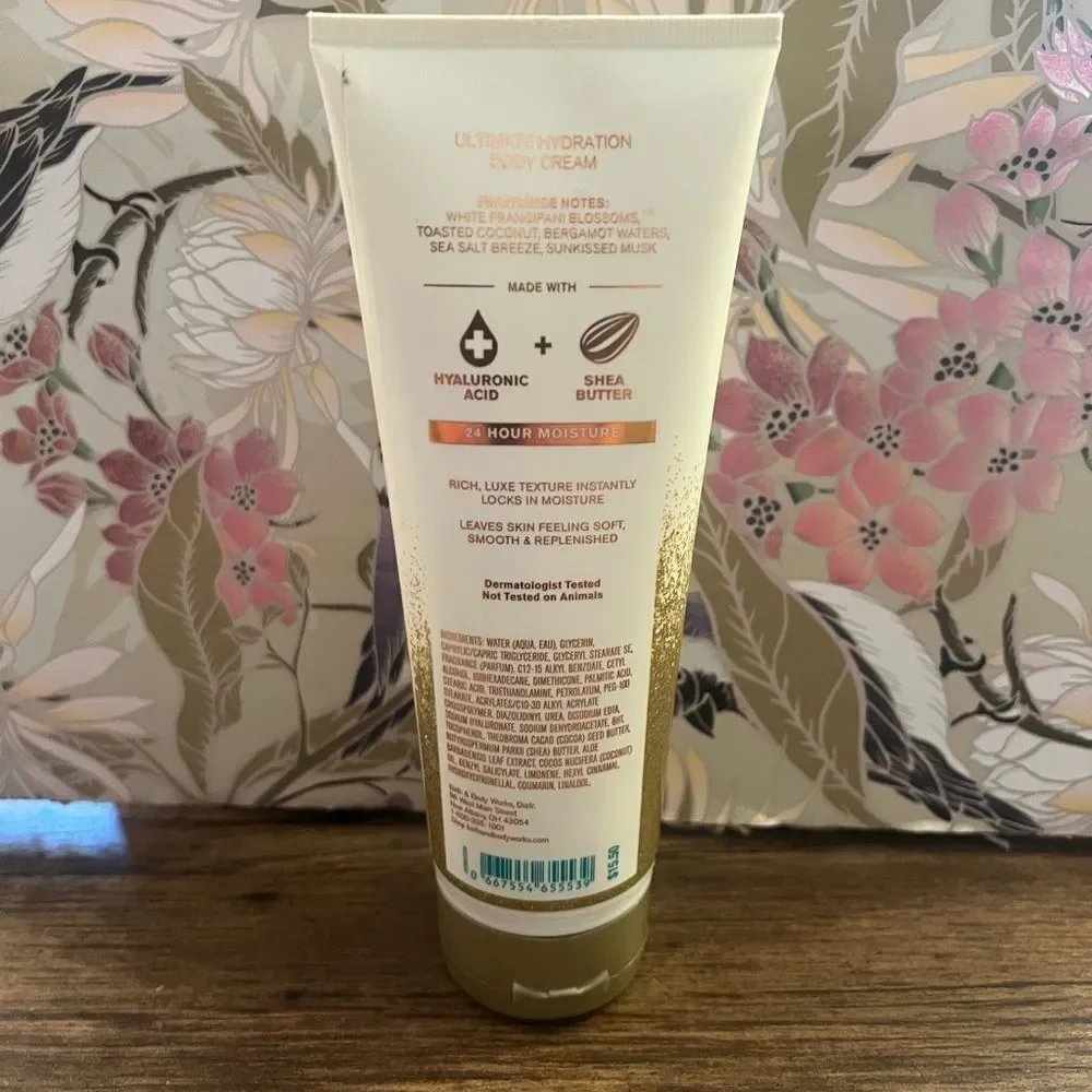 Bath & Body Works At The Beach Body Cream - Gold and Cream